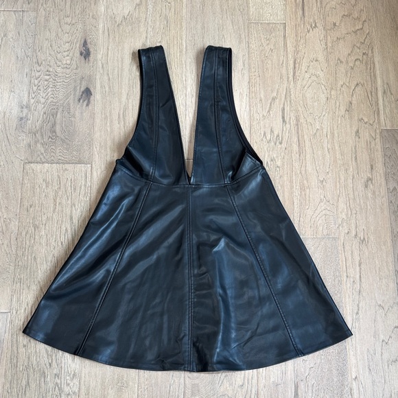 Zara Faux Leather Pinafore Dress Size Small - Picture 6 of 8